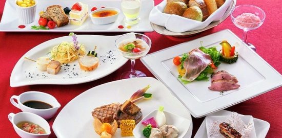 牛に豚、鶏に羊と、 さまざまな肉料理を堪能 ホテルオークラ東京ベイ
