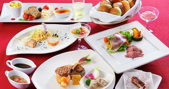 牛に豚、鶏に羊と、 さまざまな肉料理を堪能 ホテルオークラ東京ベイ