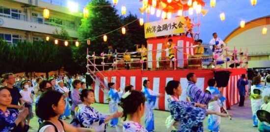 夏の宵を楽しむ 浦安市納涼盆踊り大会 臨時バスも運行、新浦安方面の住民も参加