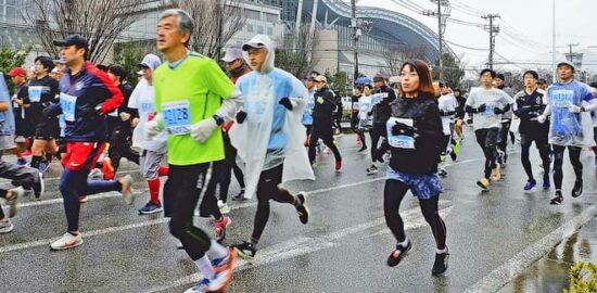 第34回東京ベイ浦安シティマラソン 雨にも負けず約2200人が力走