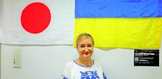 ウクライナから避難してきたイリーナさんが外国法事務弁護士に