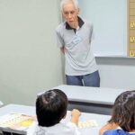 夏休み子ども将棋教室 しっかり学び、強くなろう