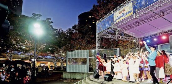新浦安駅前広場を文化芸術の発信地に 華やかにイルミネーション点灯式